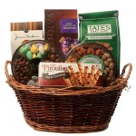 Deluxe-Entertainer-Basket_large